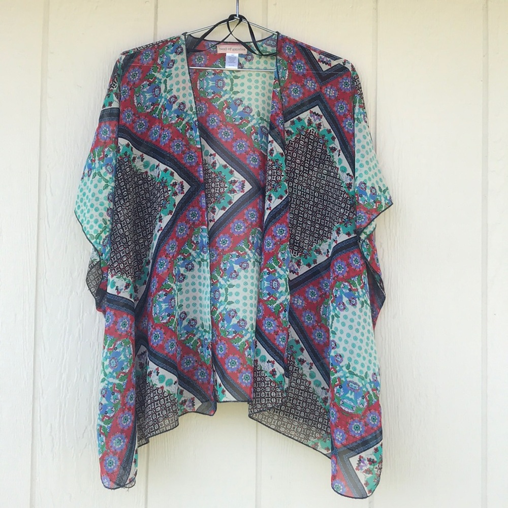 Multicolored coverup